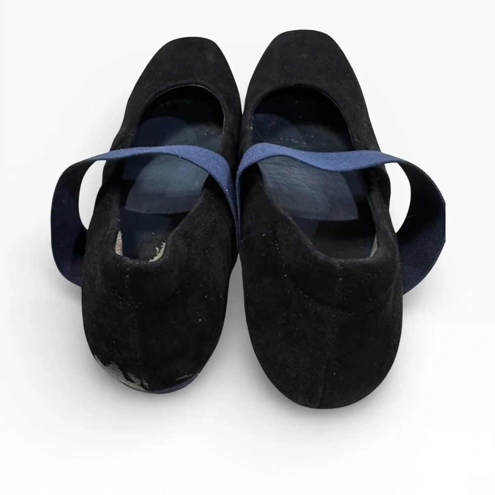 Think Black suede Mary Jane’s with navy elastic strap, 8.5, slightly wide, sharp - Picture 4 of 5